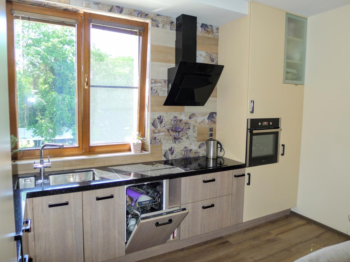 Sea Garden Lux Apartment Varna Bagian luar foto