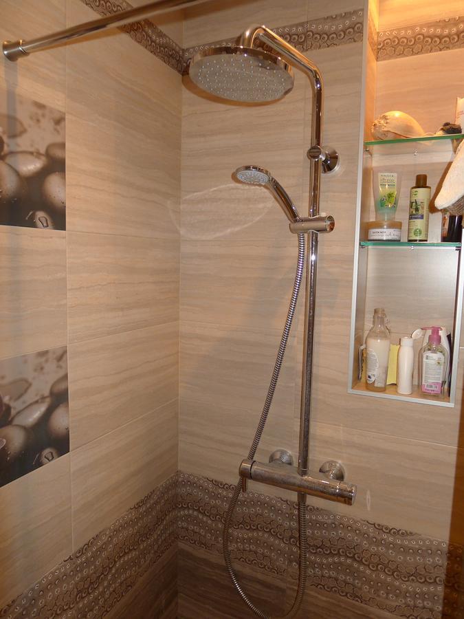 Sea Garden Lux Apartment Varna Bagian luar foto