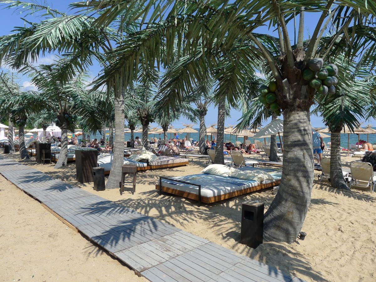 Sea Garden Lux Apartment Varna Bagian luar foto